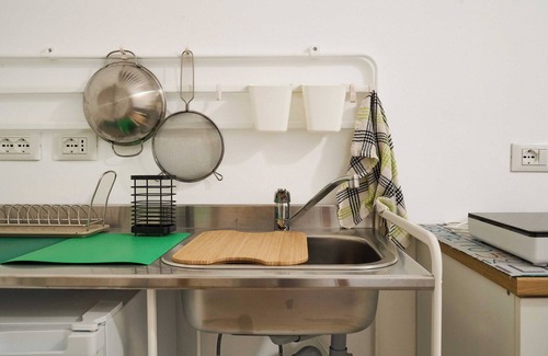 Riotorto Apartment | Room 'Camera 1 - Del Ponti' with Shared Garden and Wi-Fi