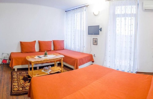 Veliko Tarnovo House | Room-charming Guest Room in Historic Vel