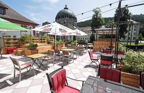 St. Blasien Apartment | Room 'Double Room 4' with Shared Garden and Wi-Fi