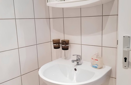 Minusio House | Room-double Room With Air Conditioning D