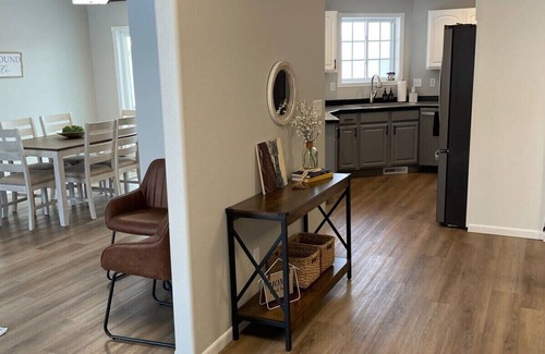 West Fargo House | Room for Everyone! Near Scheels Arena and Sanford