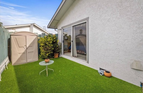 Marina House | Room For Rent