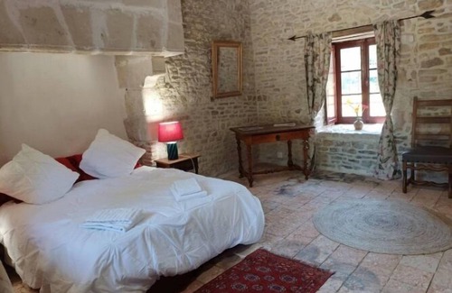 Mauvieres Bed & Breakfast | Room in 15th-century castle tower