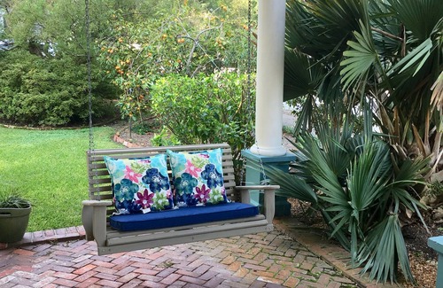 Washington Condo | Room in a beautiful historic home near scenic downtown and waterfront