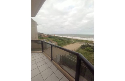 Barra Velha Apartment | Room in a seaside inn!