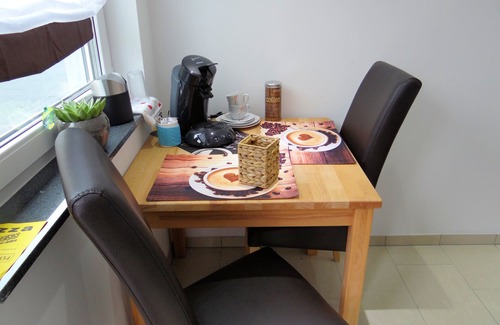 Hassloch Apartment | Room in a vacation apartment complex, located directly on the Main