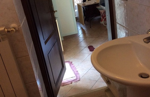 Gallicano nel Lazio House | Room in detached Villa within a Park