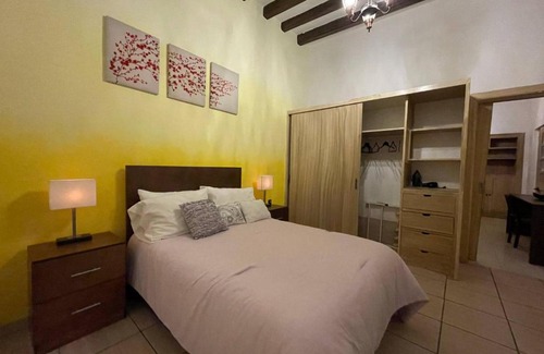 Historic Centre House | Room in Guest room - Nice room in the center of Morelia, Casa Corregidora I