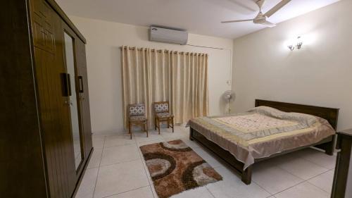 Uttara House | Room in Uttara Sector 3 Apartment