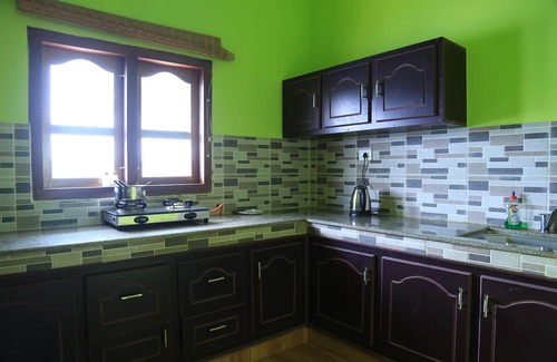 Anachal House | Room-luxury Cottages With Beautiful Moun