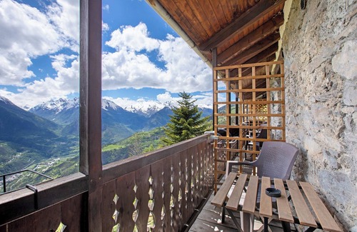Saint-Pierre Apartment | Room 'Potze' with Shared Terrace, Shared Garden and Wi-Fi