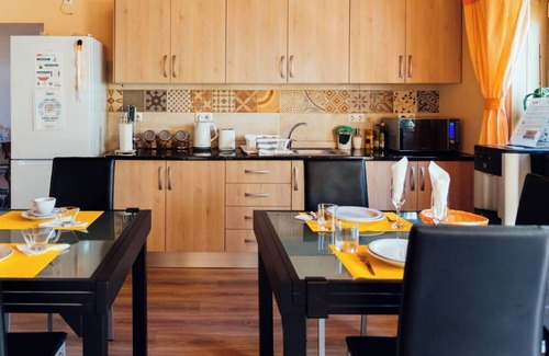 Se Apartment | Room 'Quarto Casal Comfort Plus 106' with Private Terrace, Wi-Fi and Air Conditioning