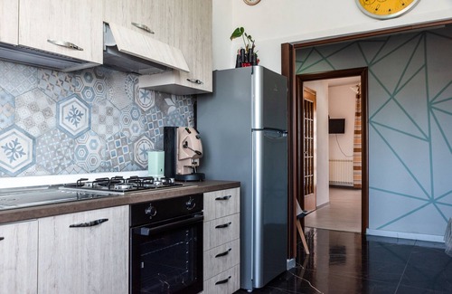 Agrigento Apartment | Room 'Stanza Seme' with Balcony, Wi-Fi and Air Conditioning