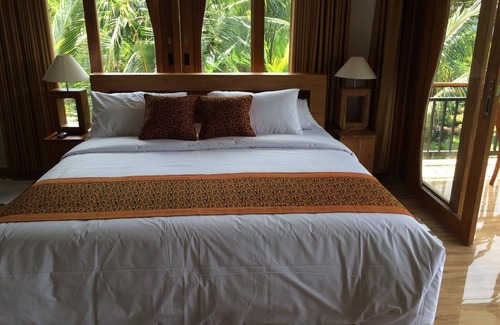 Banjartegehe House | Room-villa - Warung Aromachampuhan