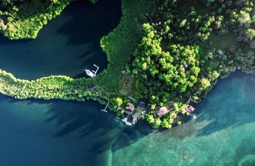 Isla Solarte Bed & Breakfast | Room with Full Bed Budget