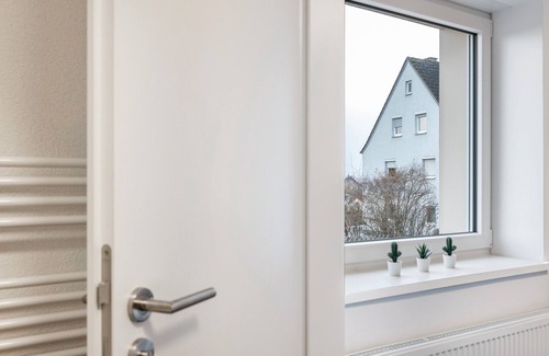 Rotenburg an der Fulda Apartment | Room 'Zimmer 1' with Shared Garden and Wi-Fi
