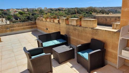 Fontana House | ROOMS by Happy and Healthy Gozo