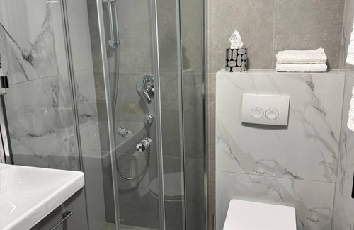 Baar Apartment | Rooms Nürburgring Ober-Baar available. Idyll meets motorsport.
