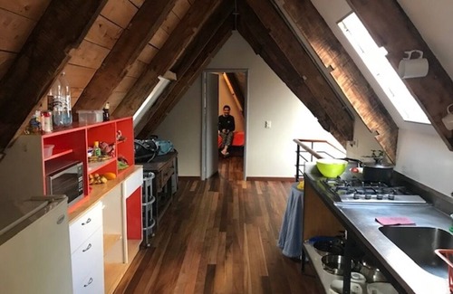 Bogota Bed & Breakfast | Rooms to Rent in Period House. Near most major Universities & tourist sites.