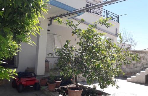 Himare Apartment | Rooms village center