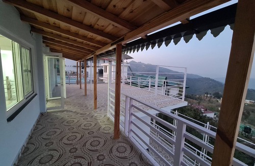 Kaul House | Rooms with Himalayan view at the height of 7050 feet