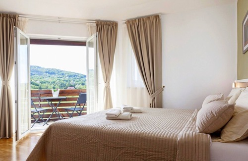 Ostarski Stanovi Apartment | Rooms Zdravko, (15914), Oštarski Stanovi, Croatia