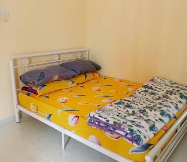 Kampung Penarik House | Roomstay Cheq Ayoh Pantai Penarik Setiu