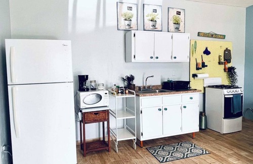 Ceiba Apartment | Roomy Eco-Friendly Stay | Queen Bed + Sleeper, Solar-Powered | Close to Culebra Ferry