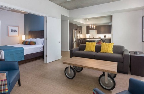 Market District Resort | Roomy Studio at Austin Resort! Complete with Rooftop Pool, Fire Pit, and More!