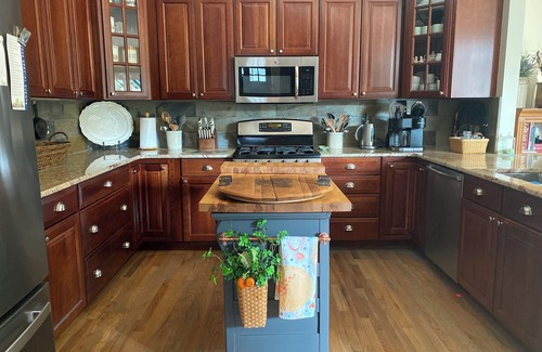 Saratoga Springs House | Roomy & welcoming retreat-minutes from the lake, golf, horses,dining-Saratoga!