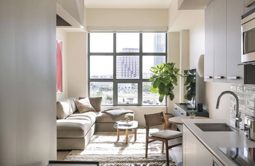 Downtown Tampa Hotel | ROOST Tampa