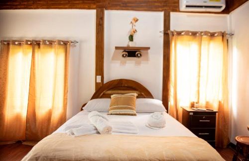 Uvita House | ROQUI Cozy Beachfront Cabin