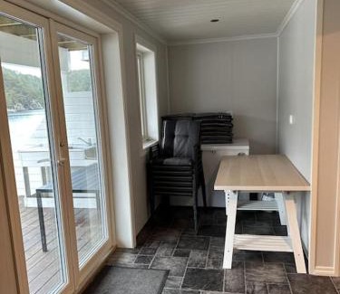 Vinnes House | Rorbu i Gilsvågen - Egen Brygge - Båtutleie