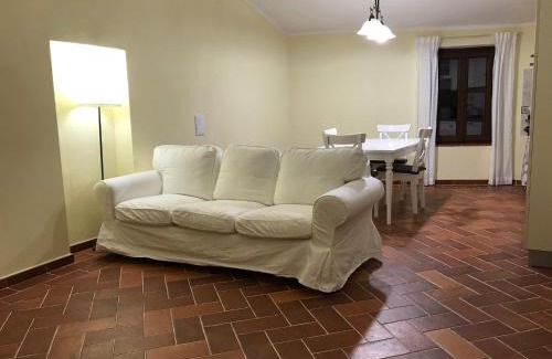 Pari Apartment | Rosa di Maggio