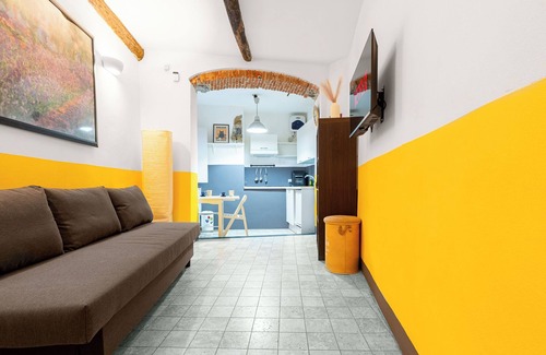 Genoa Historical Centre Apartment | Rosa Homes THE YELLOW