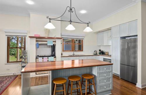 Avoca House | 'Rosalba' The Old Dairy Farm 3-Bed Cottage