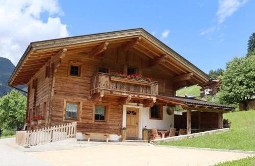 Ramsau im Zillertal Ski Chalet | Rosalie-Lorena