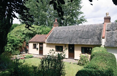 Catfield House | Rose Cottage - E2352