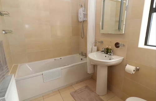Magherareagh Cottage | Rose Cottage in Ennistymon - Near Cliffs of Moher