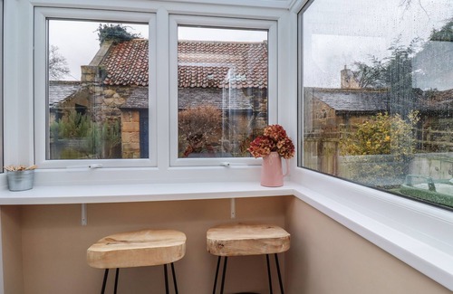 Lesbury Cottage | ROSE COTTAGE, with a garden in Alnmouth