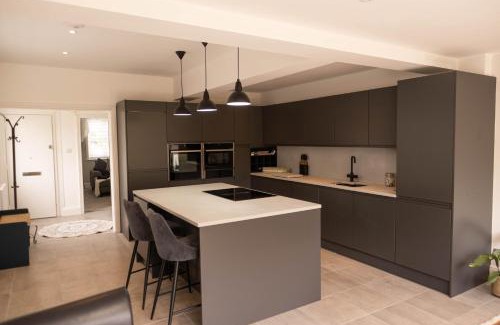 Shrewsbury House | Rose Hill