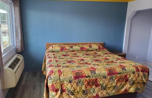 Compton Hotel | Rose motel