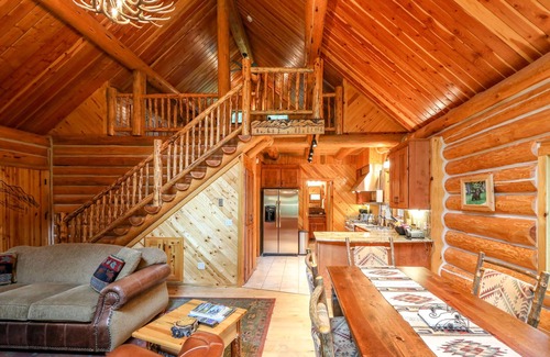 Eureka Cabin | Rosebud Cabin in NW Montana's Outdoor Wonderland