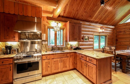 Eureka Cabin | Rosebud Cabin in NW Montana's Outdoor Wonderland