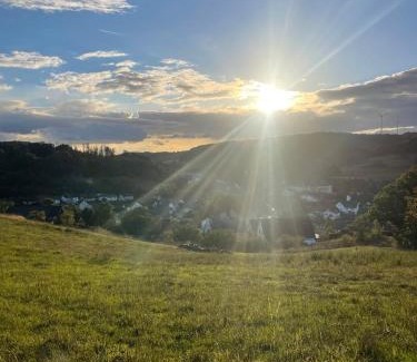 Eisemroth House | Rosehill Cottage 1699 - Stilvolles Hideaway, Berge & See