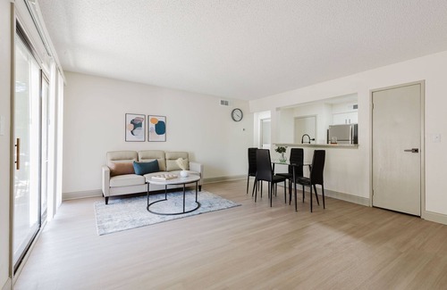 Lenexa Apartment | Rosehill Pointe 185 I Spacious 1 Bed 1 Bath