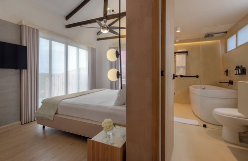 San Antonio Hotel | Rossa Palma