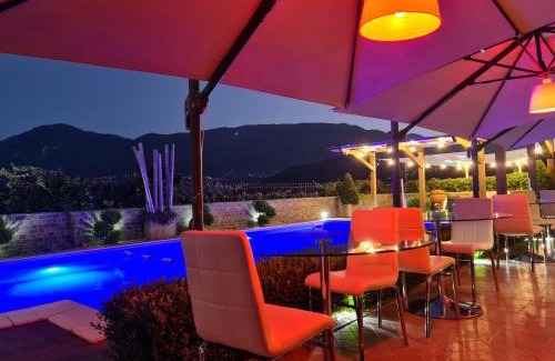 Arpaise Bed & Breakfast | Rossi&Nero Resort - servizi extra a pagamento Ristorante Piscina Sauna Spa
