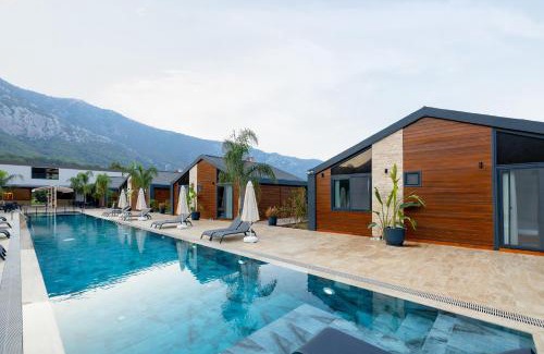 Karaoz Hotel | Rota Kilidonia Karaöz Suites&Villas