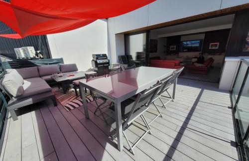 Centre Ville Rive Gauche Villa | Rouen centre avec Sauna - Jacuzzi - Parking - 5 étoiles